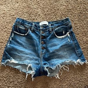 Abercrombie & Fitch Size 27 High Rise Mom Short